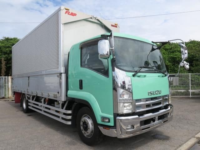 ISUZU