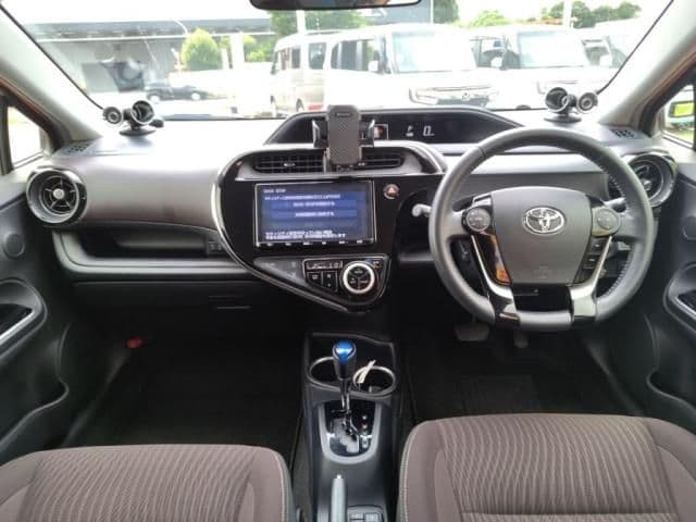 Car thumbnail 3