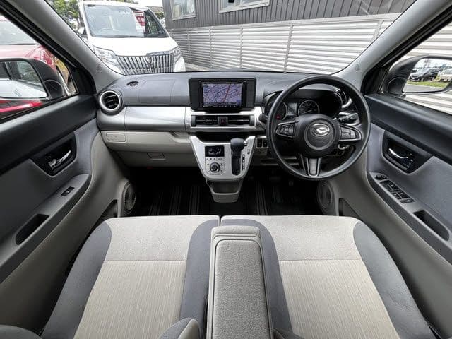 Car thumbnail 2