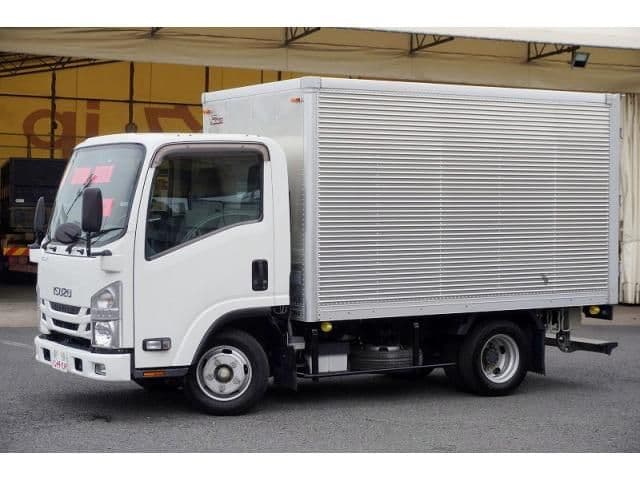 ISUZU