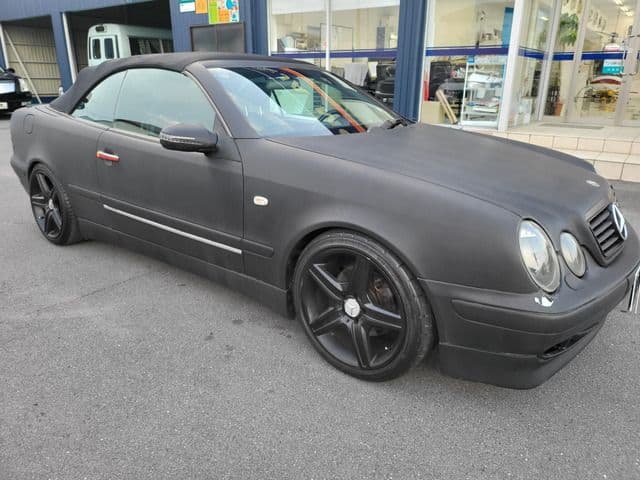 MERCEDES BENZ