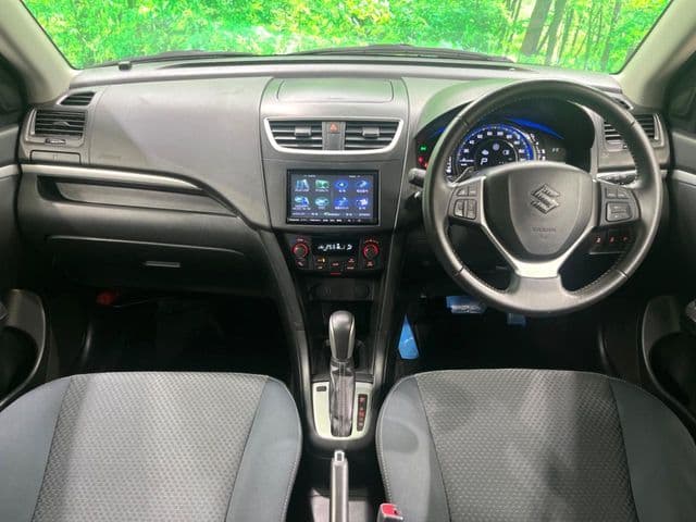 Car thumbnail 2