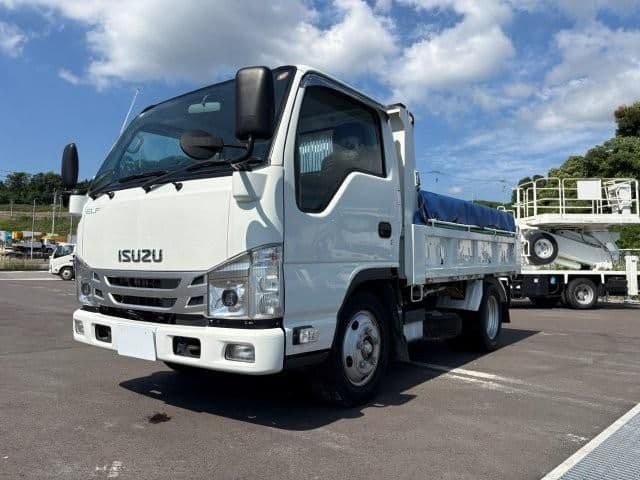 ISUZU