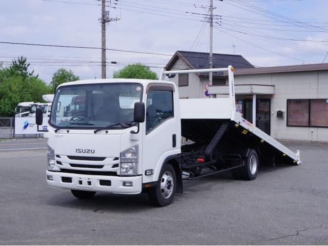 ISUZU