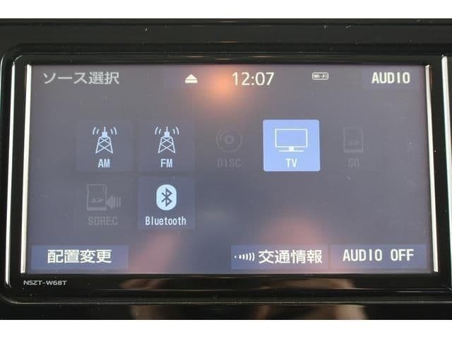 Car thumbnail 4