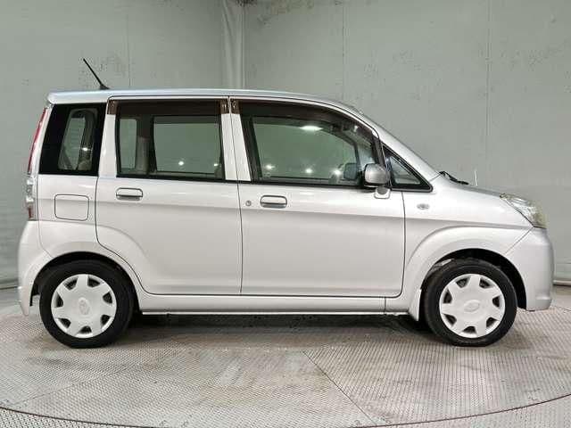 Car thumbnail 4