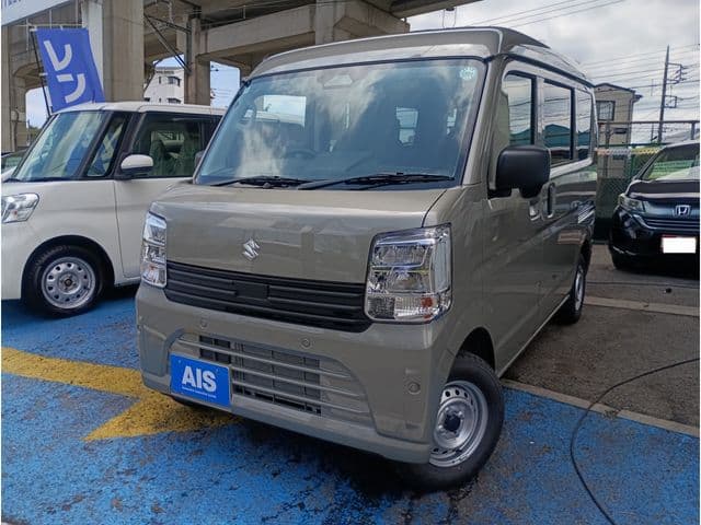 SUZUKI