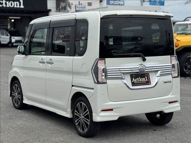Car thumbnail 4