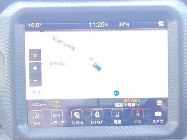 Car thumbnail 4