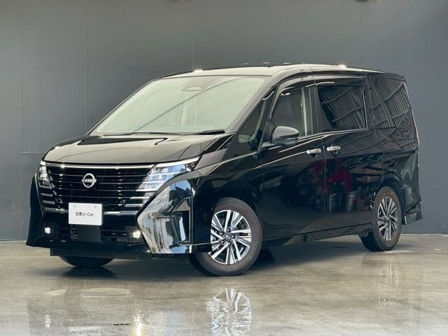 NISSAN
