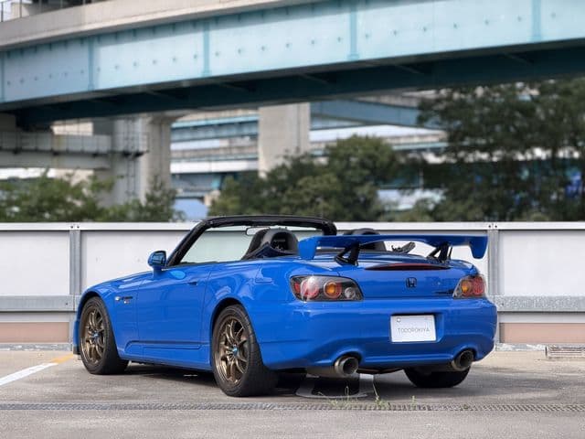 Car thumbnail 2