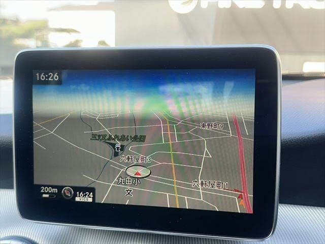 Car thumbnail 4
