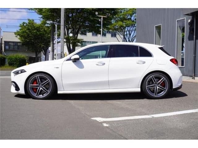 Car thumbnail 4