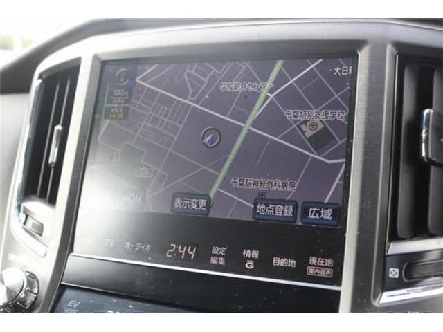 Car thumbnail 3