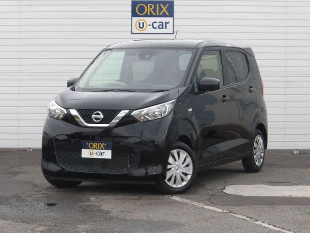 NISSAN