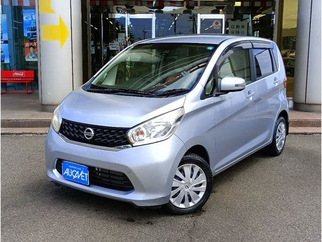 NISSAN