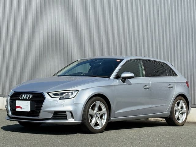 AUDI