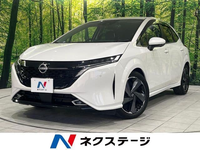 NISSAN AURA