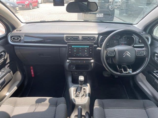 Car thumbnail 2