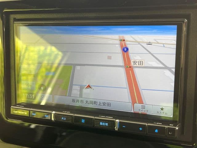 Car thumbnail 3