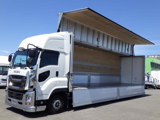 ISUZU
