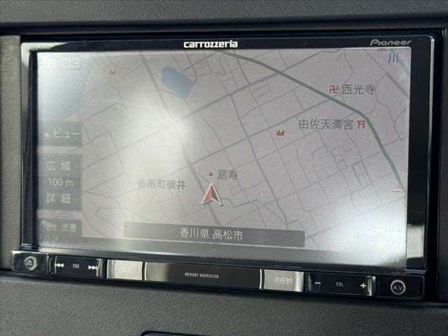 Car thumbnail 3
