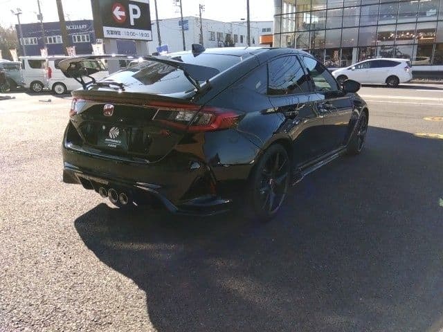 Car thumbnail 3