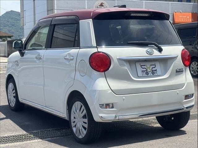 Car thumbnail 2