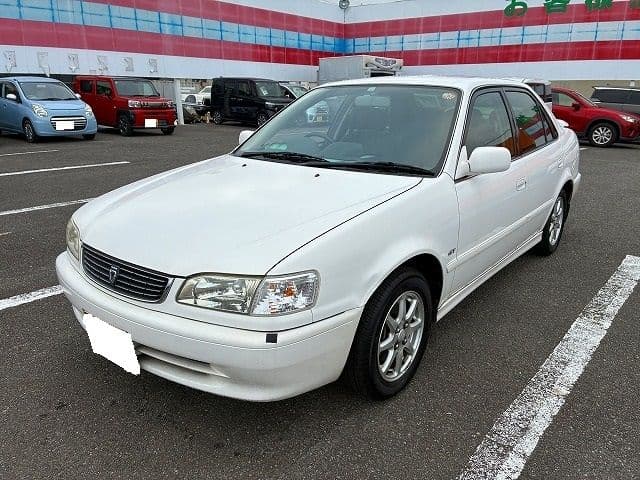 TOYOTA COROLLA sedan