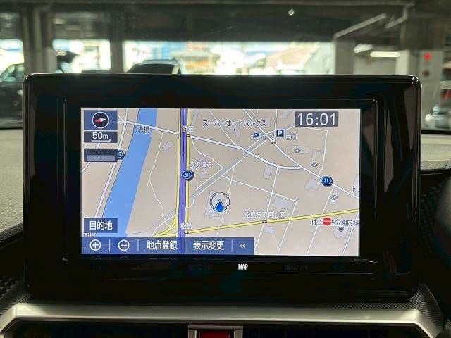 Car thumbnail 3