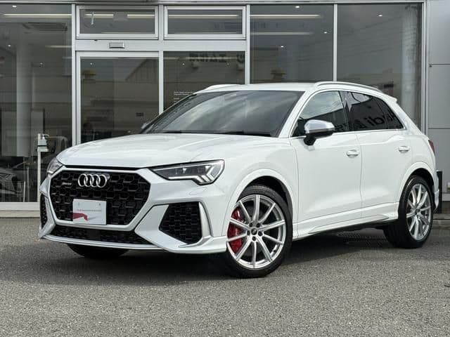 AUDI AUDI RS Q3