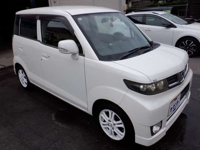 Car thumbnail 4