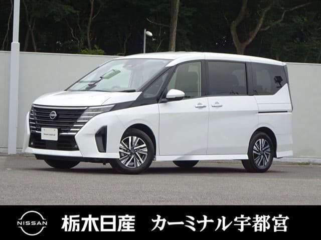 NISSAN