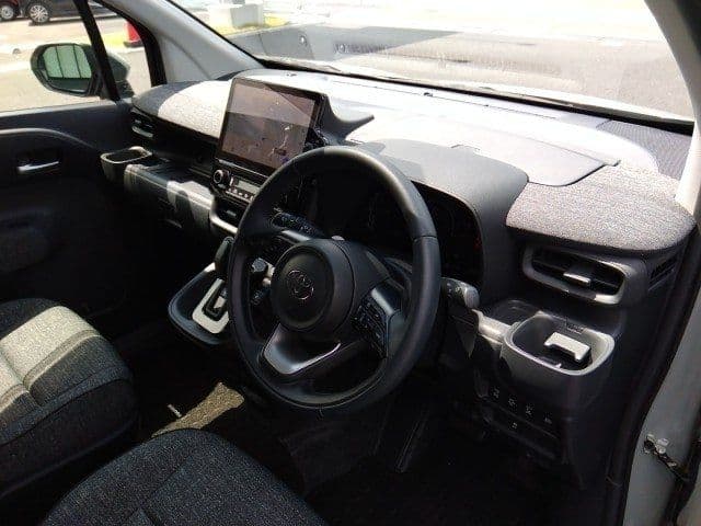 Car thumbnail 2