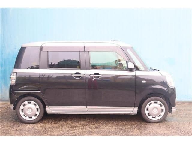 Car thumbnail 4