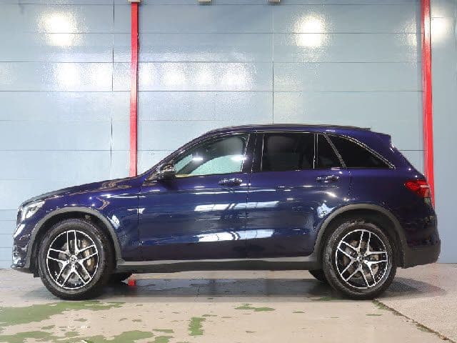 Car thumbnail 3