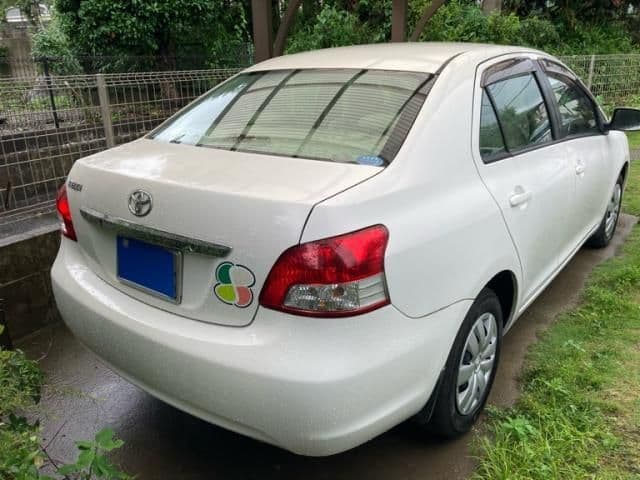 Car thumbnail 2