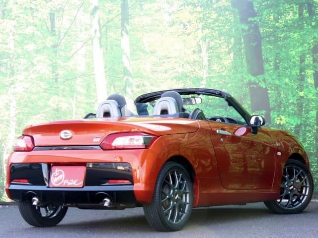 Car thumbnail 2