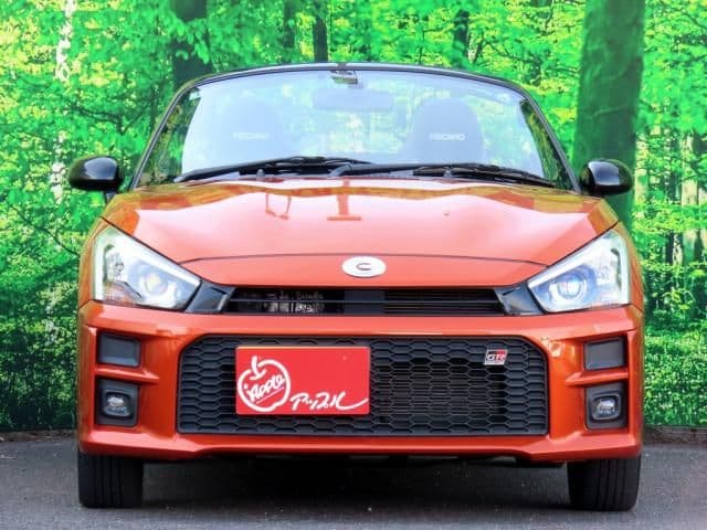 Car thumbnail 3