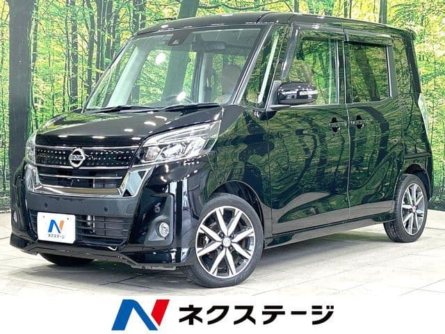 NISSAN