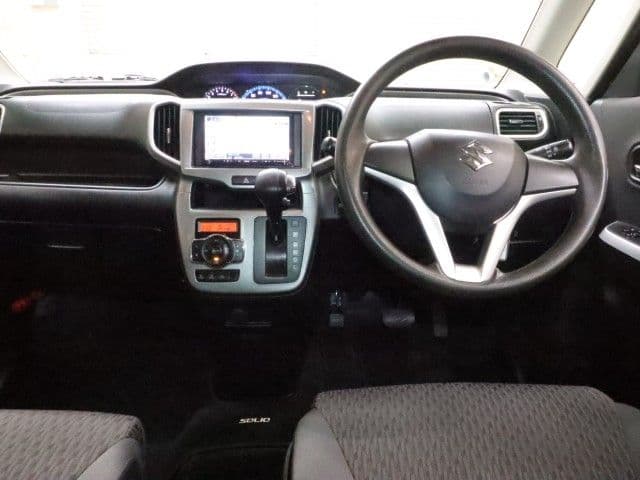 Car thumbnail 3