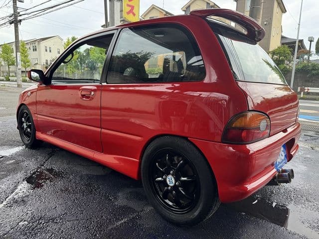 Car thumbnail 3
