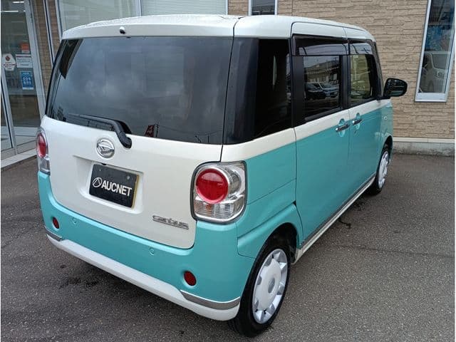 Car thumbnail 3