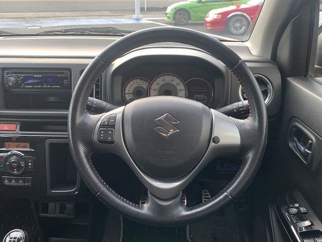 Car thumbnail 4