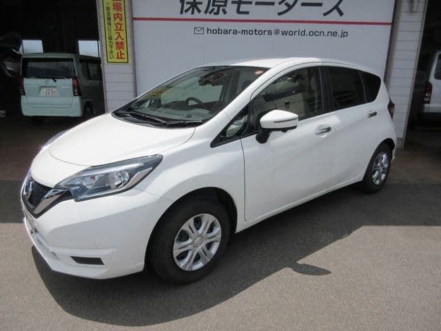 NISSAN