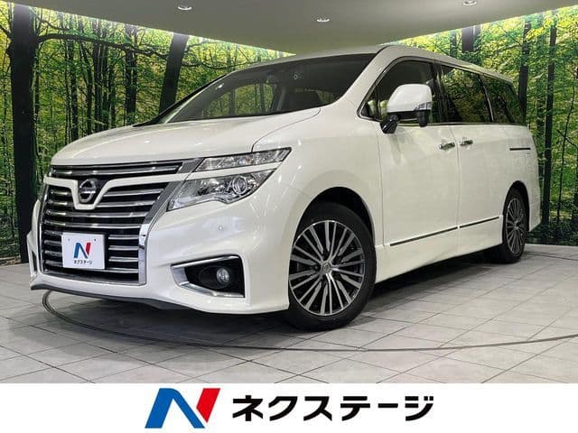 NISSAN ELGRAND 4WD