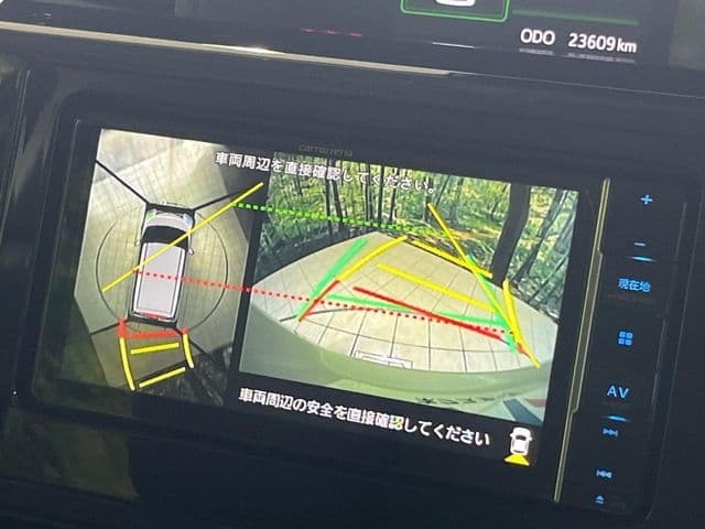 Car thumbnail 4