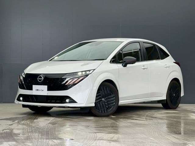 NISSAN