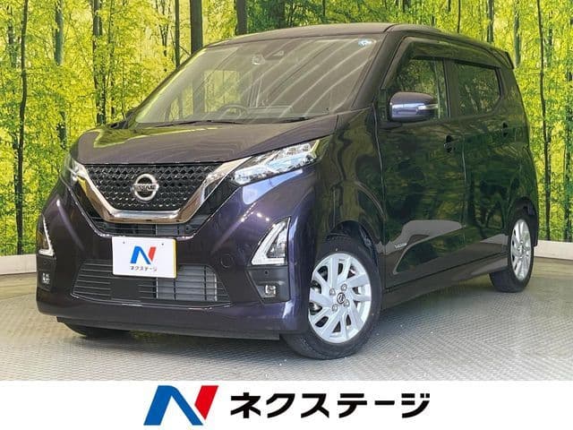 NISSAN
