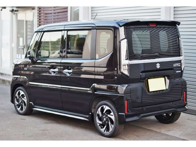 Car thumbnail 3